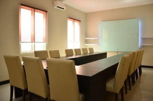 Chiaro Hotel Syariah سيدوارجو المظهر الخارجي الصورة